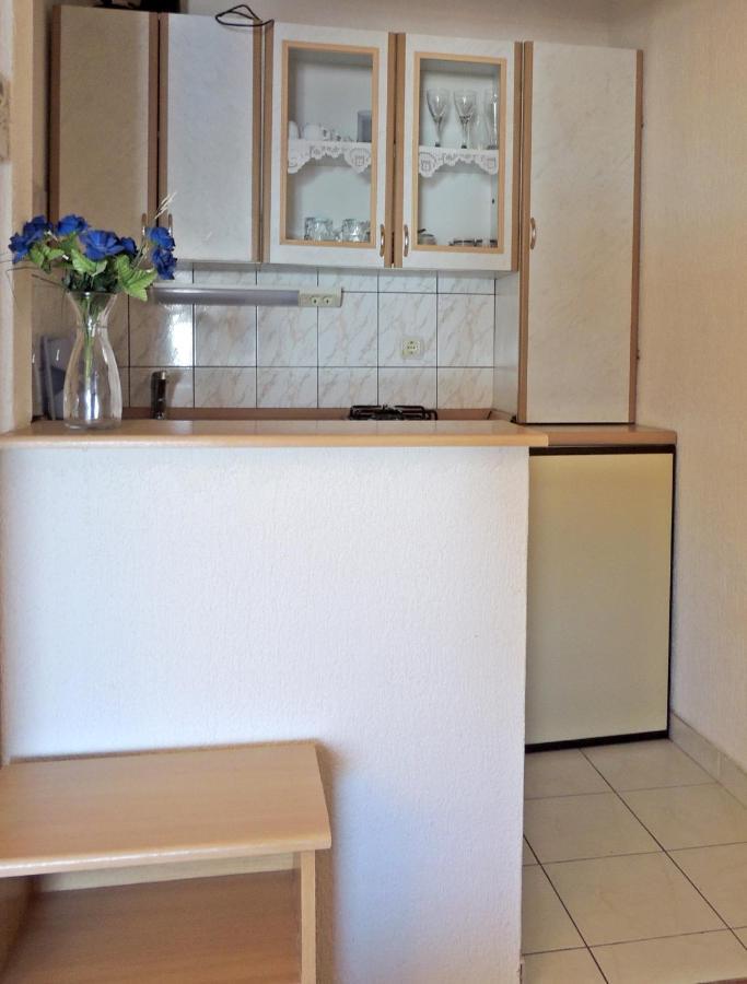 Apartman Husic Pag Town Exterior foto